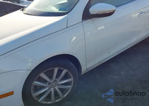 2012 Volkswagen Eos Komfort из США, поврежденный, VIN WVWBW7AH2CV010427